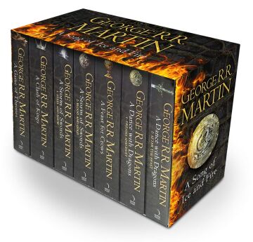 A Game of Thrones: The Story Continues. 7 Volumes Boxed Set (A Song of Ice and Fire): 1-7