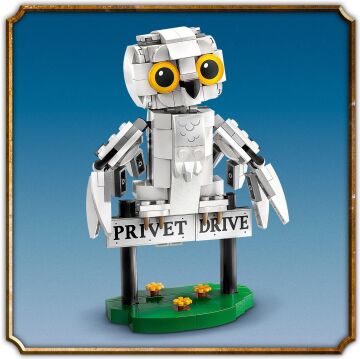 LEGO Harry Potter Hedwig, Privet Drive 4 Numara’da 76425-7 Yaş ve Üzeri Harry Potter Hayranları için Koleksiyonluk Yaratıcı Oyuncak Yapım Seti (336 Parça)