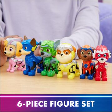 Paw Patrol: Süper Film, 6 süper kahraman oyun figürlü hediye seti, 3 yaşından büyük çocuklar için uygun oyuncak