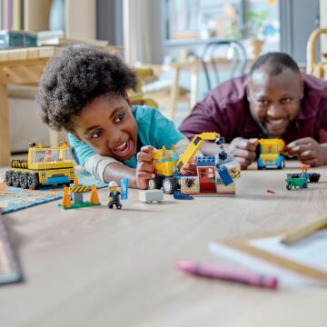 LEGO City İnşaat Kamyonları ve Yıkım Gülleli Vinç 60391 (235 Parça)