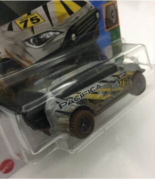 Chrysler Pacifica Mud Studs-2023