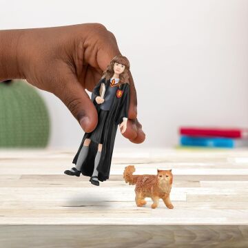 SCHLEICH Hermione Granger Crookshanks Oyuncak