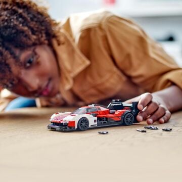 LEGO Speed Champions Porsche 963 76916-9 Yaş ve Üzeri Çocuklar İçin Koleksiyonluk Araba Modeli İçeren Yaratıcı Oyuncak Yapım Seti (280 Parça)