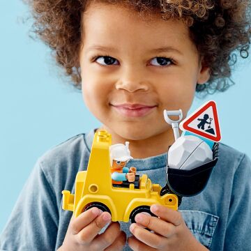 LEGO DUPLO İnşaat Buldozeri 10930-2 Yaş ve Üzeri Çocuklar İçin Mini Buldozer İçeren Eğitici Oyuncak Yapım Seti (10 Parça)