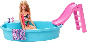 Barbie-Barbie ve Eğlenceli Havuzu