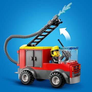 LEGO® City İtfaiye Merkezi ve İtfaiye Kamyonu 60375-4 Yaş ve Üzeri İçin 3 Minifigür İçeren Eğlenceli bir Başlangıç Oyuncak Yapım Seti (153 Parça)