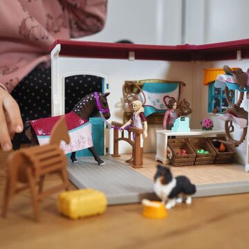 schleich 42568 Modüler Binicilik Mağazası, 5-12 Yaşındaki Çocuklar için, HORSE CLUB - Oyun Seti