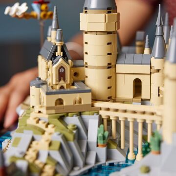 LEGO® Harry Potter™ Hogwarts™ Şatosu ve Bahçesi 76419 - Yetişkin Hayranlar için Yaratıcı Model Yapım Seti (2660 Parça)