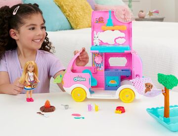 Barbie Chelsea'nin Yeni Karavanı