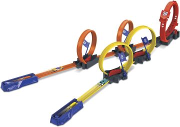 Hot Wheels Çok Çemberli Yarış Oyun Seti, 1 Hot Wheels araba dahil, tek kişilik veya çok oyunculu rekabet, 63 cm uzunluğunda çemberli pist, 4-10 yaş HDR83