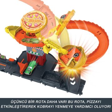 Hot Wheels Pizza Dükkanında Kobra Macerası Oyun Seti