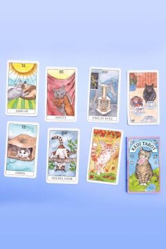 Kedi Tarot: 78 Kart ve Rehber Kitap - Özel Kutulu Set