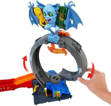 Hot Wheels Şehir Oyuncak Araba Parça Seti, Ayarlanabilir Döngü ve Başlatıcılı Yarasa Döngüsü Saldırısı, 1:64 Ölçekli Oyuncak Araba