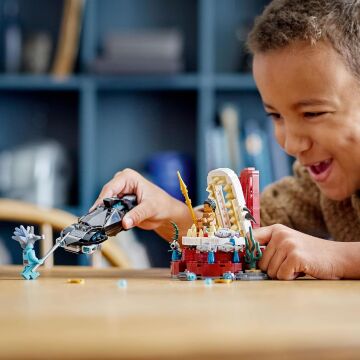 LEGO Marvel Kral Namor’un Taht Odası 76213-7 Yaş ve Üzeri Çocuklar için Black Panther Oyuncak Yapım Seti (355 Parça)