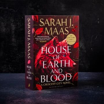 House of Earth and Blood: Enter the SENSATIONAL Crescent City series with this PAGE-TURNING bestseller