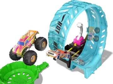 Hot Wheels Monster Trucks Karanlıkta Parlayan Çemberde Yarış Seti, 4 yaş ve üzeri, HBN02