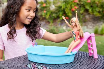 Barbie ve Havuzu Oyun Seti, 3 yaş ve üzeri, GHL91