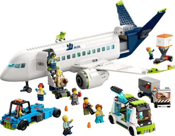 LEGO® City Yolcu Uçağı 60367 - Yaş ve Üzeri Çocuklar ve Uçak Meraklıları için Yaratıcı Oyuncak Yapım Seti (930 Parça)