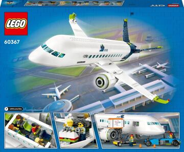 LEGO® City Yolcu Uçağı 60367 - Yaş ve Üzeri Çocuklar ve Uçak Meraklıları için Yaratıcı Oyuncak Yapım Seti (930 Parça)