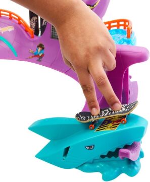 Hot WHeeLS Skate Ahtapot Kaykay Parkı Oyun Seti