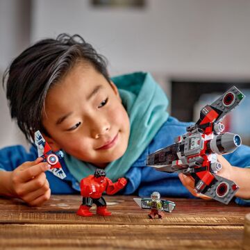 LEGO Marvel Kaptan Amerika ile Red Hulk Savaşı 76292 7 Yaş ve Üzeri Süper Kahraman Seven Çocuklar için İnşa Edilebilen Süper Kahraman Jeti İçeren Yaratıcı Oyuncak Yapım Seti (223 Parça)