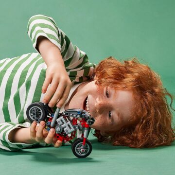 LEGO® Technic Motosiklet 42132 – 7 Yaş ve Üzeri Araçları Seven Çocuklar İçin 2’si 1 Arada Yaratıcı Oyuncak Model Yapım Seti (160 Parça)