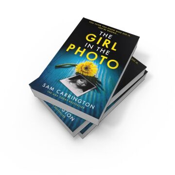 The Girl in the Photo