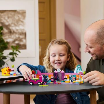 LEGO Gabby’s Dollhouse Gabby’nin Parti Odası 10797, 4 Yaş ve Üzeri Çocuklar için Yaratıcı Oyuncak Yapım Seti (252 Parça)