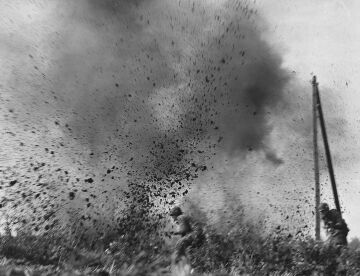 Arnhem: The Battle for the Bridges, 1944: The Sunday Times No 1 Bestseller