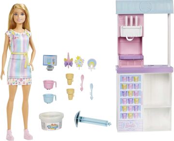 Barbie Dondurma Dükkanı Oyun Seti, 30 cm sarışın bebek, 2 kutu oyun hamuru, 2 kase, 2 külah, 3 dekoratif dondurma süsü, 2 kaşık ve kasa, 3 yaş ve üzeri HCN46
