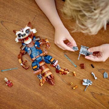 LEGO Marvel Rocket ve Bebek Groot 76282 – 10 Yaş ve Üzeri Süper Kahraman Seven Çocuklar İçin İnşa Edilebilen Yaratıcı Oyuncak Yapım Seti (566 Parça)