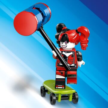 LEGO® DC Batman™ Harley Quinn™’e Karşı 76220-4 Yaş ve Üzeri Çocuklar için Aksiyon Figürlü Oyuncak Yapım Seti (42 Parça)