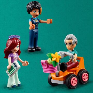 LEGO® Friends Heartlake City Otobüsü 41759-7 Yaş ve Üzeri Çocuklar için İnşa Edilebilen Otobüs, Otobüs Durağı ve 3 Karakter İçeren Yaratıcı Oyuncak Yapım Seti (480 Parça)