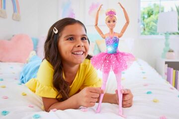 Barbie Işıltılı Balerin Bebek, 3 yaş ve üzeri, HLC25