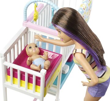 Barbie Bebek Bakıcısı Skipper Uyku Eğitiminde Oyun Seti, 3 yaş ve üzeri, GFL38