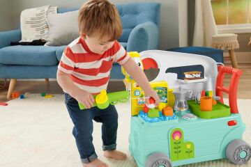 Fisher-Price Eğlen&Öğren 3’Ü 1 Arada Karavan (Türkçe ve İngilizce), 9-36 aylık, HCK81