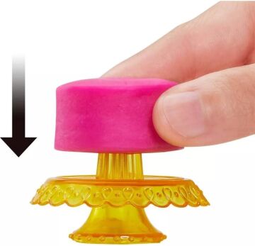 Barbie Pasta Dükkanı Oyun Seti ve Pembe Saçlı 30 cm Minyon Bebek, Fırın Standı, Pasta Yapma Özelliği, 20'den Fazla Oyun Parçası, 3 Yaş ve Üzeri için (HGB73)