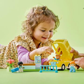 LEGO DUPLO Kasabası Otobüs Yolculuğu 10988