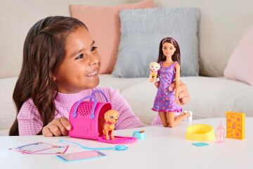 Barbie ve Köpekçikleri Oyun Seti, 3 yaş ve üzeri, HKD86