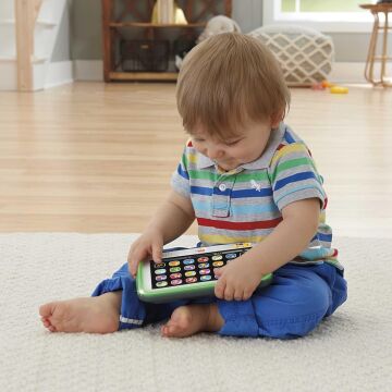 Fisher-Price Eğlen&Öğren yaş ve üzeria Göre Gelişim Eğitici Tablet (Türkçe), 12 - 36 aylık, CLK64