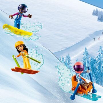 LEGO® Friends Kayak Pisti ve Kafe 41756-9 Yaş ve Üzeri Çocuklar için Yaratıcı Oyun Aksesuarları, 3 Mini Oyuncak Bebek ve Oyuncak Köpek İçeren Yaratıcı Oyuncak Yapım Seti (980 Parça)