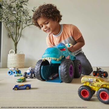 Hot Wheels Monster Trucks Araba Yiyen Mega Wrex, 4 yaş ve üzeri, GYL13