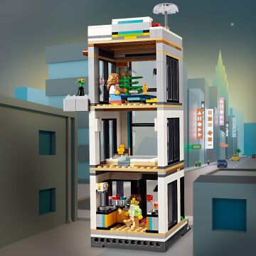LEGO Creator 3’ü 1 Arada Modern Ev 31153 – 9 Yaş ve Üzeri İçin 3 Katlı Şehir Binası veya Orman Kulübesi İçeren Yaratıcı Oyuncak Yapım Seti (939 Parça)