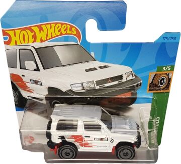 Hot Wheels - Mitsubishi Bajero Evolution - Mud Studs 3/5 - HKK36 - Short Card - beyaz - Rally Art - Mattel 2023