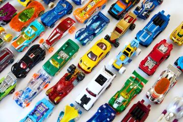 Hot Wheels Ellili Araba Seti, 3 yaş ve üzeri, V6697
