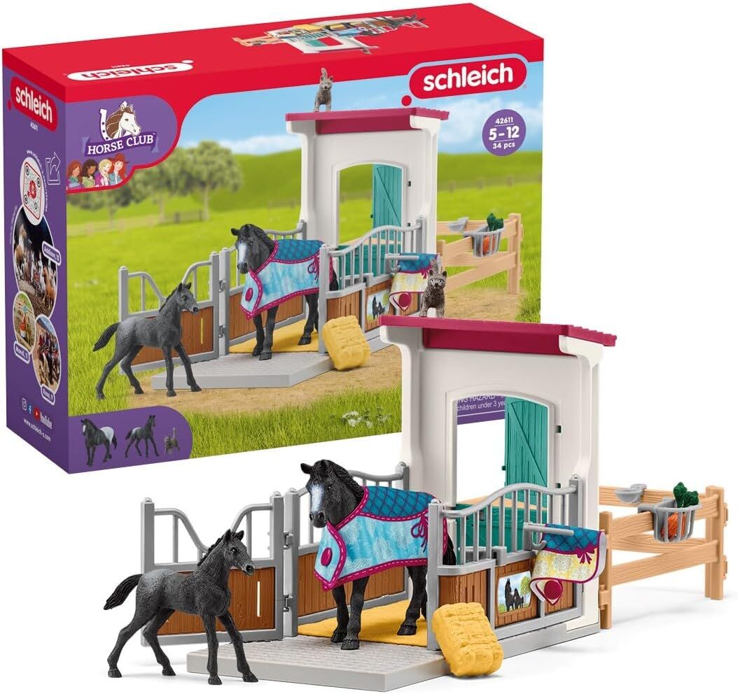 Schleich Horse Club — 34 Parça Stall Oyun Seti, Kısrak ve Tay Figürinli Kararlı Oyun Seti Uzantısı, 5 Yaş ve Üzeri Kız ve Erkek Çocuklar için Oyuncaklar