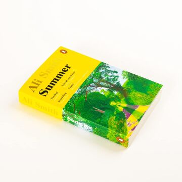 Summer: Winner of the Orwell Prize for Fiction 2021