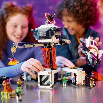 LEGO City Uzay Üssü ve Roket Fırlatma Rampası 60434-8 Yaş ve Üzeri Çocuklar için Uzay Mekiği İçeren Yaratıcı Oyuncak Yapım Seti (1422 Parça)