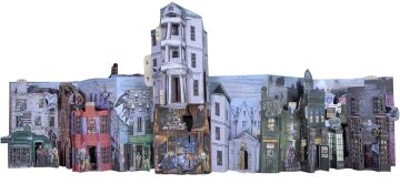 Harry Potter: A Pop-Up Guide to Diagon Alley and Beyon