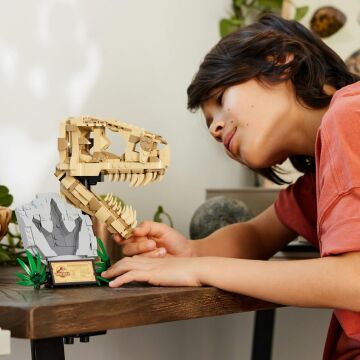 LEGO Jurassic World Dinozor Fosilleri: T. rex Kafatası 76964-9 Yaş ve Üzeri Çocuklar için Yaratıcı Oyuncak Dinozor Yapım Seti (577 Parça)